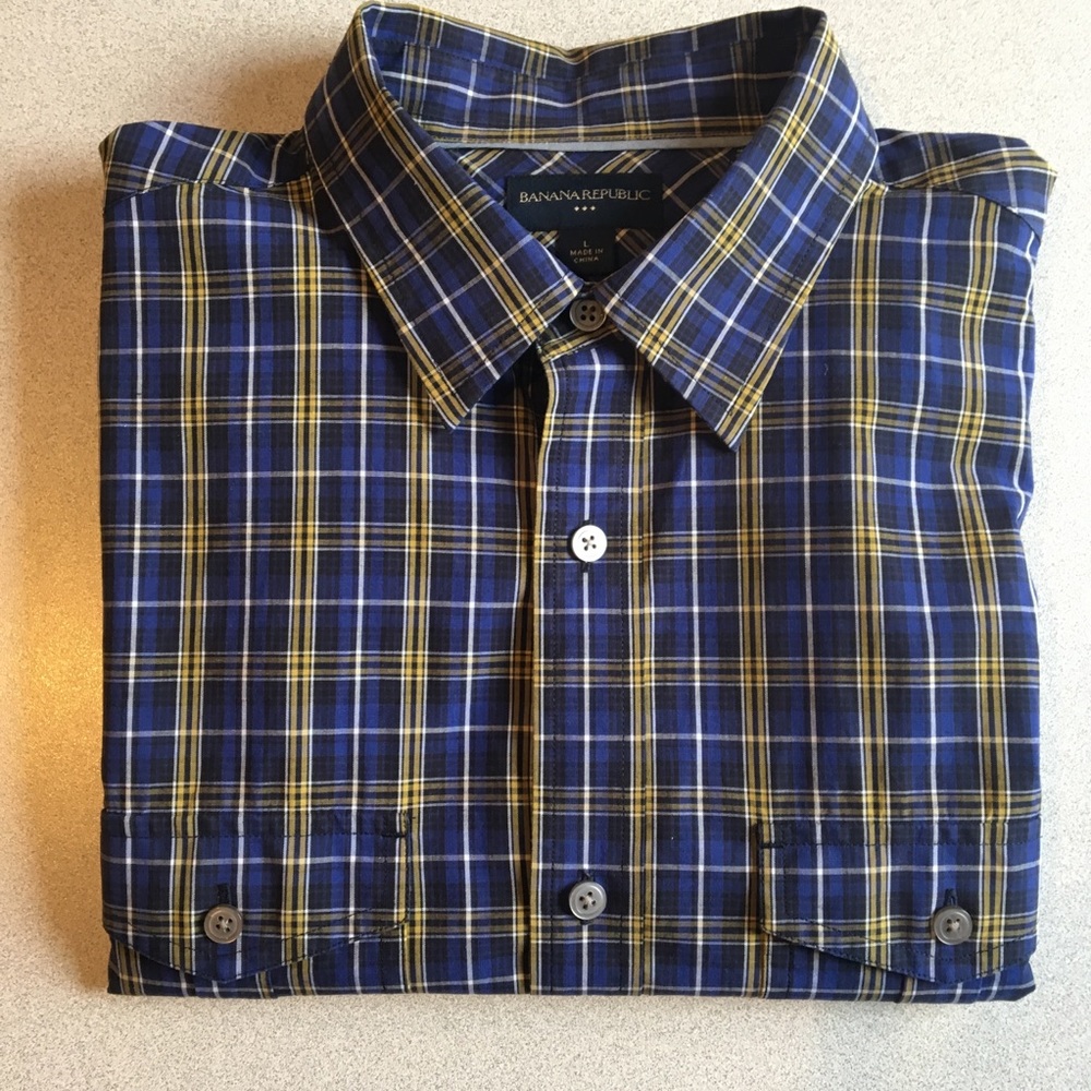 Banana Republic Men’s dress shirt.